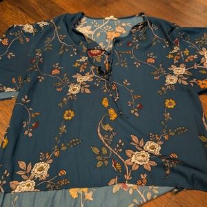 Floral Blue Women's Top Maurice's XL worn once EUC $40 RETAIL